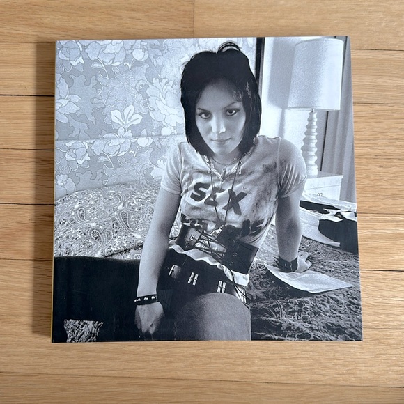 ** SOLD ** 5 for $25 // Joan Jett by Todd Oldham - rare book - Picture 1 of 5